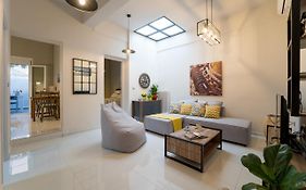 Lucas Apartment
